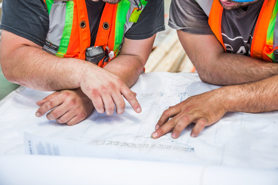 Créer son entreprise du bâtiment : qualification, décennale et statut