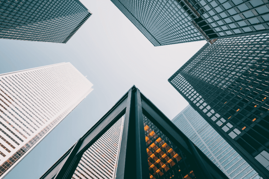 Créer une holding : animatrice ou passive, apport de titres et fiscalité